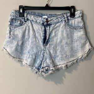 West & Peach Acid Wash Cut Off Jean Shorts Size L